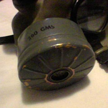 A GAS OF A MASK