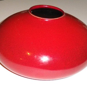 Amano Vase In Rare Pigeon Blood Red Found In Charity Shop - Art Pottery