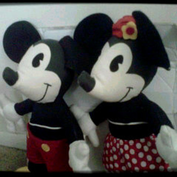 vintage Mickey and Minnie mouse set - Dolls