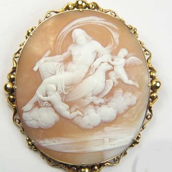 Rare cameo of Zeus with eagle and cherubs - Victorian Era
