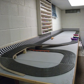 Some old some new HO Scale Slot Cars - Model Cars