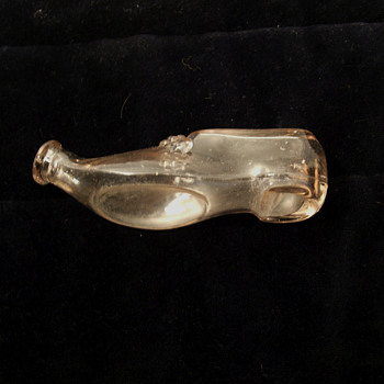 Slipper bottle Can any one help me identify this piece thanks - Bottles