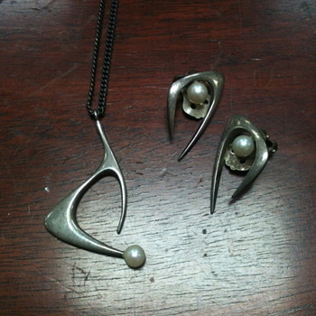 Ed Wiener Vintage Jewelry