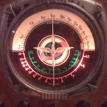 This Old Console Radio - Radios