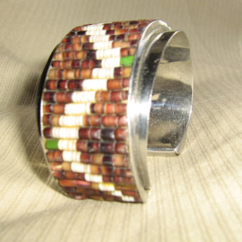 Heishe & turquoise zig-zag stainless steel cuff