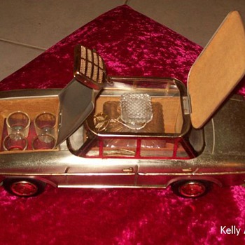 Vintage - early 70's Mercedes Benz Music Box Dectanter Set