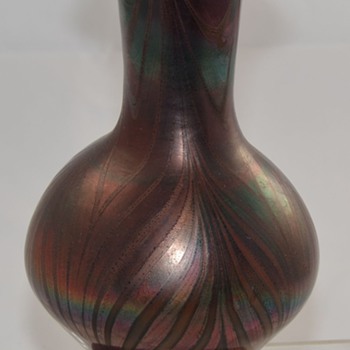 Amethyst Iridescent Art Glass Vase Hand Blown Ruffled Rim Unsigned Artist Unknown