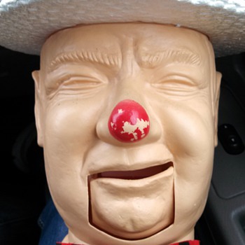 I bring you.....the head of W.C. Fields!
