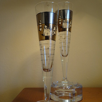 MICHAEL GRAVES FOR RITZENHOFF  - Art Glass