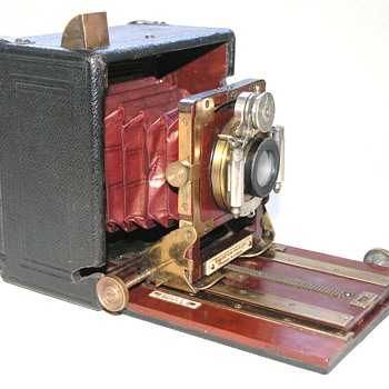 Thornton-Pickard | Nimrod Automan No.3 | 1907/8 | Hand/Stand Camera | 1/4 Plate. - Cameras