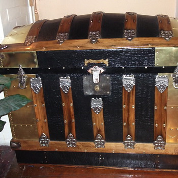 My Dome Top Trunk with Brass "Treasure" - Furniture