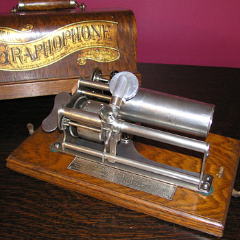 Columbia model B cylinder record player C 1897