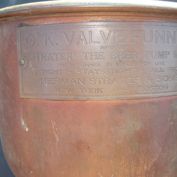O.K. Valve Funnel "Strater the beer pump man" - Breweriana