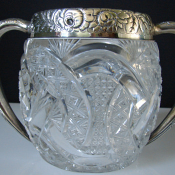 loving cup? rose bowl? - Glassware