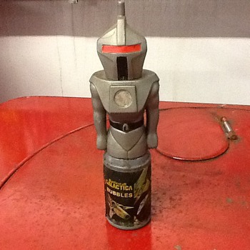 1978 Battle Star Galactica bubbles toy - Toys