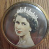 Queen Powder Compact