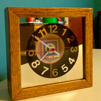 Virgil Thrasher clock by Hoursakes (1976) - Clocks