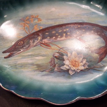 FISH ON AN OVAL PLATE