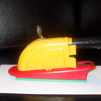 Need Help Identifying this cannon toy