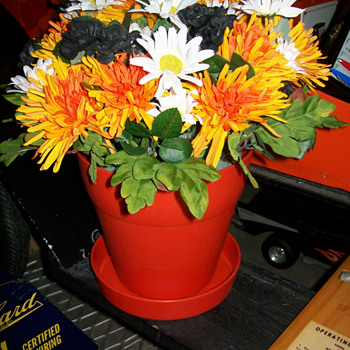 Phillips 66 flowerpot - Petroliana