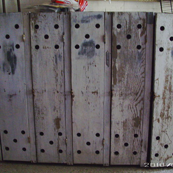 Old Military Lockers - Military and Wartime