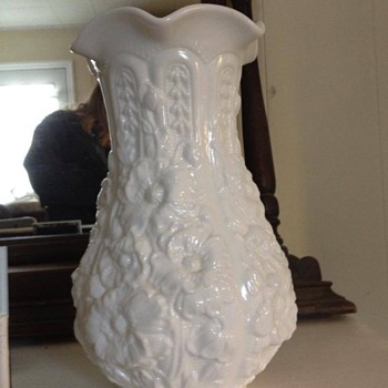 Milk glass Tall 12" vase, is this an antique? - Glassware