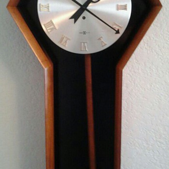 Mid Century Modern Wall Clock by Arthur Umanoff for Horward Miller