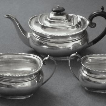 SEBASTIAN GARRARD TEA SET