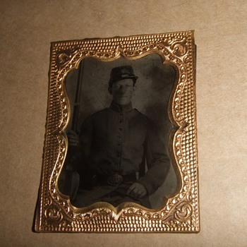 Tintype of Armed Civil War soldier - Military and Wartime