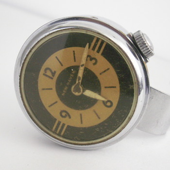 New Haven Car Clock