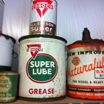 Oil cans - Petroliana