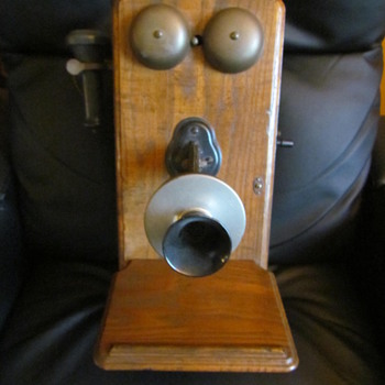 Antique Wall Mounted Crank Telephone - Telephones