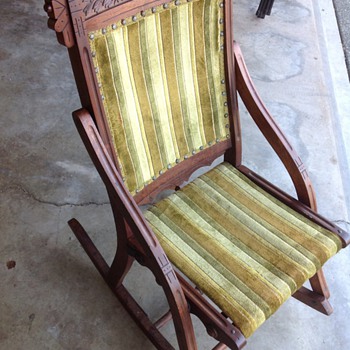 Folding Rocker-unknown age