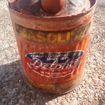 OLD GAS CAN