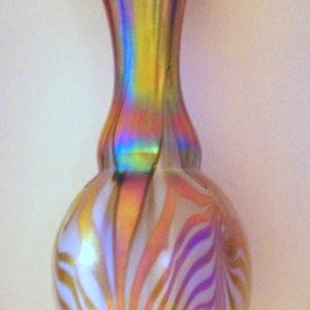 My "Favorite" Quezal Vase c. 1910 - Art Glass
