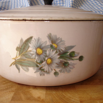 Patterned le Creuset Cocotte