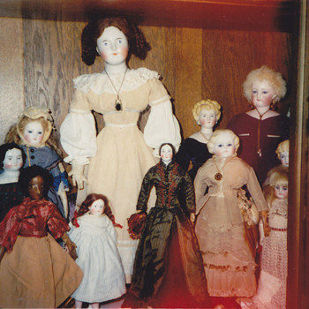 A overveiw of some of my collection of China's,Parian, bisque . Hope you enjoy seeing them - Dolls