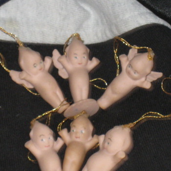 six small pink kewpie dolls, there old - Dolls