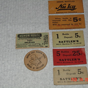 Paper Collectibles & Burger Chef Wooden Nickel - Advertising
