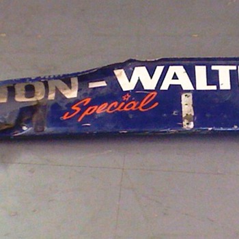 Salt Walthers #77 Indycar Wickerbill - Outdoor Sports
