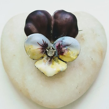 Antique Meyle and Mayer unsigned silver enamel and paste pansy brooch. Kyratised ! - Fine Jewelry