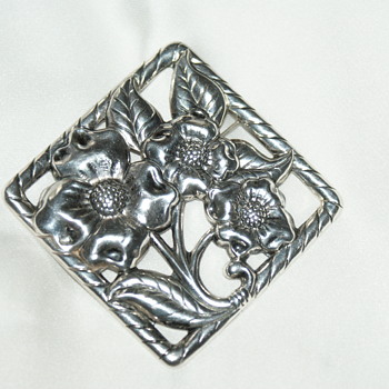 Large Danecraft Sterling Brooch - Fine Jewelry