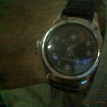 antique wrist watch of jaeger le coultre 1942