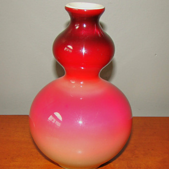 Wheeling Peachblow Shape #7 double gourd vase