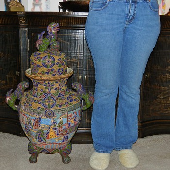 Antique Japanese Satsuma Temple/Palace/Floor Urn/Vase - Asian