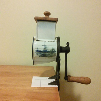 enamelware cheese grater - Kitchen