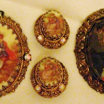 Costume jewelry (old) West Germany