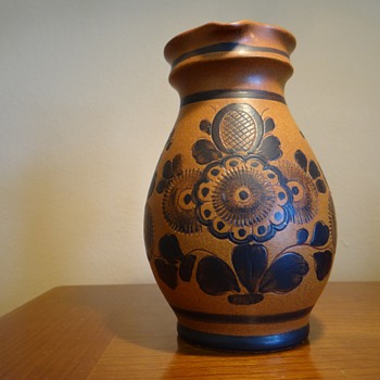 W.I.K.P.-GERMANY - Art Pottery