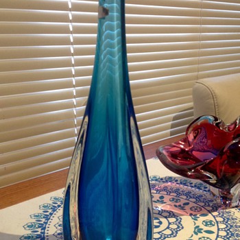 Garage sale blue vase - Art Glass