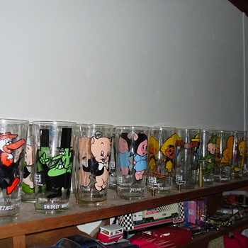 My VINTAGE LOONEY TUNES 16oz GLASSES - Glassware